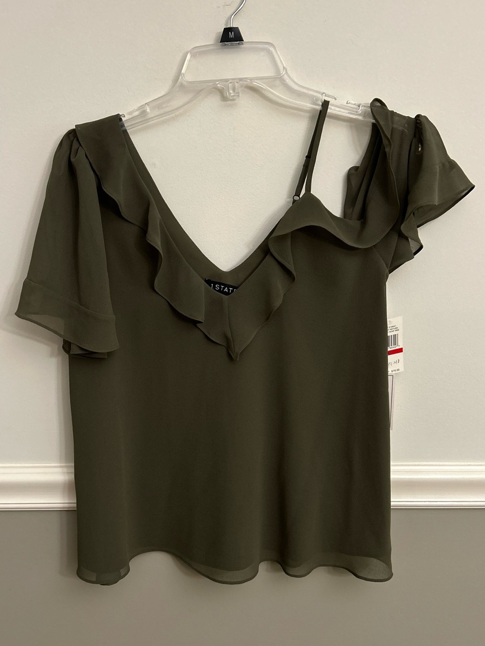 1. State Olive Green Ruffle V-Neck Off the Shoulder Cold Shoulder Chiffon Top XS
